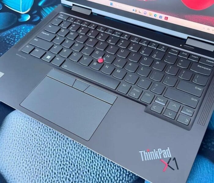 Lenovo ThinkPad X1 Yoga Gen 8